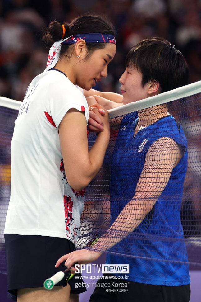 안세영, '세계 최초 임박' 시즌을 지배했는데…아직도 日 야마구치와 2파전 서사는 계속된다