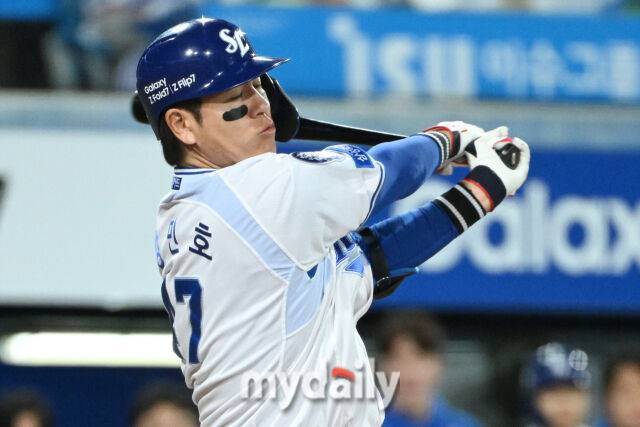 최형우 왔고 디아즈·후라도 잡았지만…KBO 최초의 대업, FA 4호 200억원+α 계약 ‘좀 더 기다리세요’