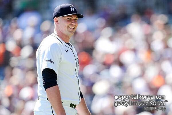 '충격 실화' 다저스, '지구 최강 1선발' 영입 작업 착수했다…