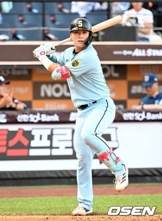 ‘2군 초토화’ 최강야구 출신 포수 전역했다→152억 레전드 후계자 탄생하나 “타격 발전했다고 가장 많이 들어”