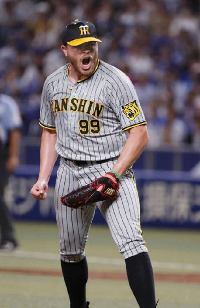 롯데 초대박! 일본까지 이기다니… 회심의 반격 성공, 벨라스케즈 악몽이 이제야 끝났다