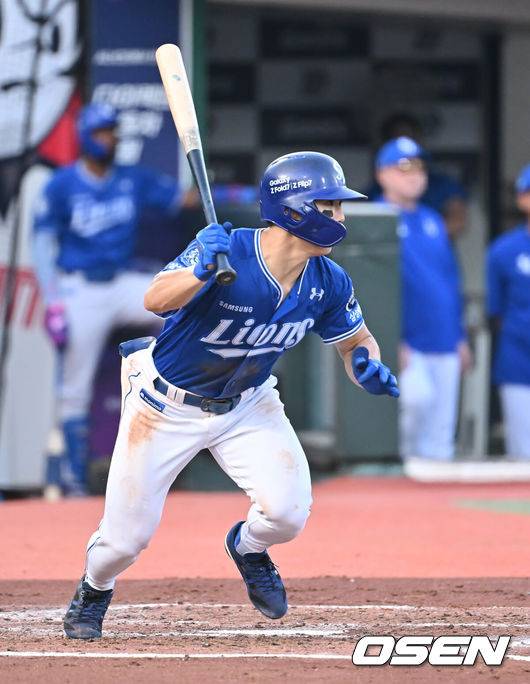 15표 차로 생애 첫 GG 놓쳤지만…팬들도 인정한 최고의 외야수 김성윤, ‘연봉 수직 상승’으로 보상받는다