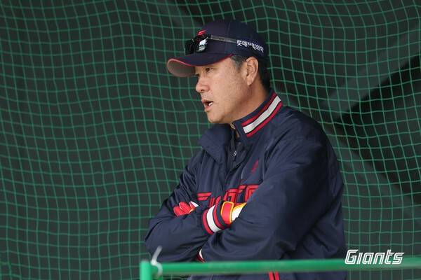 결국 롯데 합류한 日 윤성빈, '상진매직'과 함께 부활 성공할까…제구에 성패 달린 '하이 리스크 하이 리턴' 영입