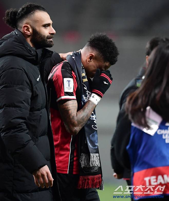 작심 발언! K리그 '진짜 사랑'했던 린가드, 한국 떠났다...캐리어 한가득 챙긴 '뜻밖의 물건' 공개