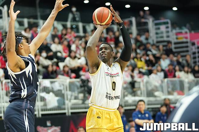 KT가 만든 덫, 마침내 ‘저승사자’ 묶었다