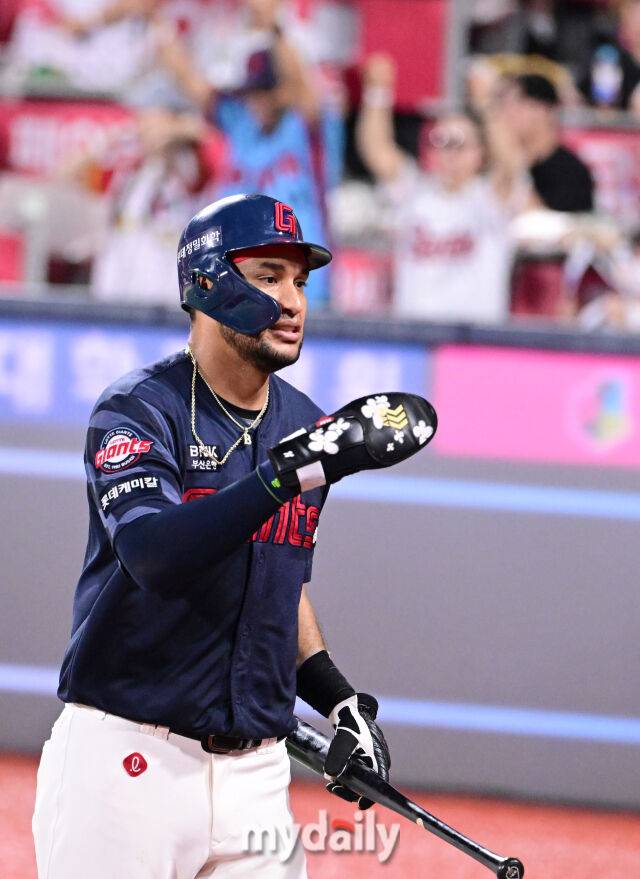 2025 GG 최고 논란, 163cm 작은 거인의 15표…