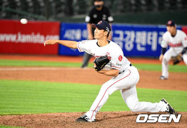 ‘와’ 이런 야구 대가족 봤나, 형 한화-동생 유신고-사촌 형 SSG…韓세이브왕 기대 “동생이 나보다 야구 잘할 것”