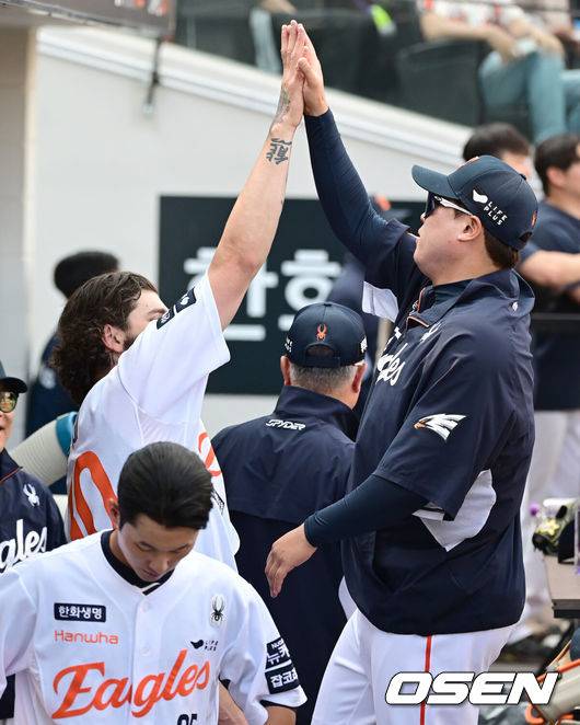 폰세 미국인인데, 토론토 왜 한국어로 환영 인사했나…RYU 이후 첫 한글 등장→440억 역수출 신화 기대