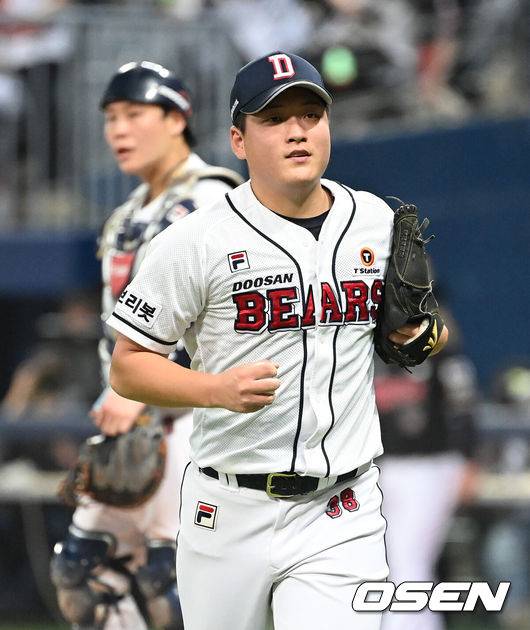 ‘두산 방출’ 미완 거포 유망주, 투수 전향→중국리그 전격 진출 “구대성 감독님과 함께 합니다”