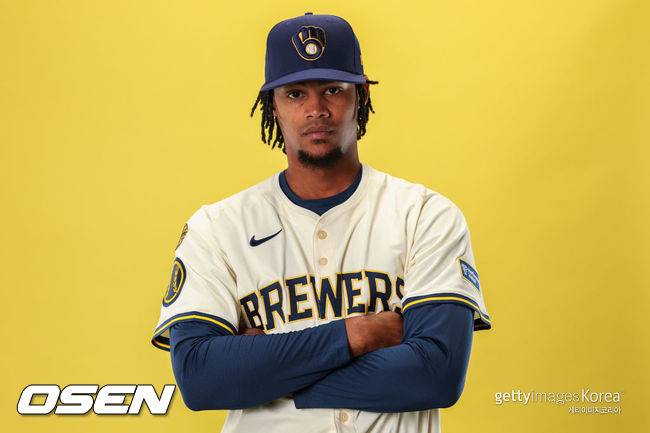 롯데가 14억에 데려온 외인, 진짜 폰세급인가…日마저 역수출 전망 “ML 재도전 가능성 충분해”