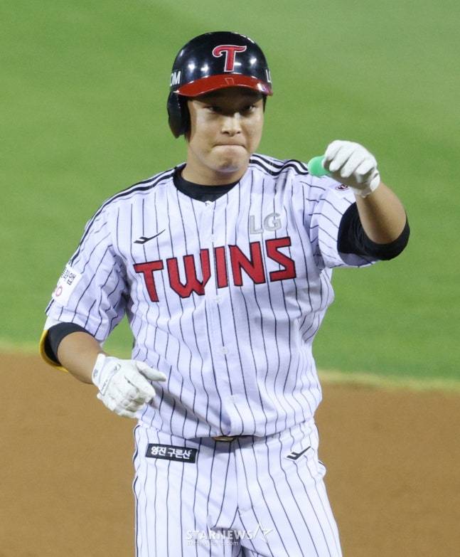 입대 앞둔 LG 5R 비교 대상이 문현빈이라니...