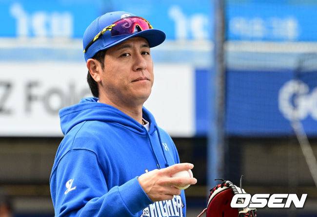 “붙잡는다”, “남는다” 했는데, 삼성-강민호 FA 계약, 왜 발표 늦어질까