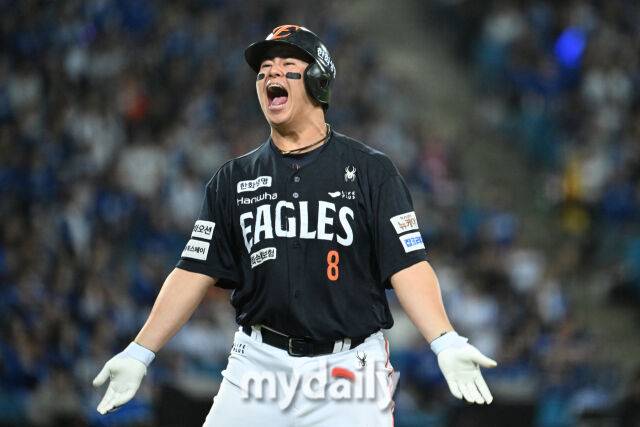 노시환 비FA 다년계약 기준점은 100억원…강백호 아니 한화가 만들어줬다, 2026 우승만큼 중요한 대업