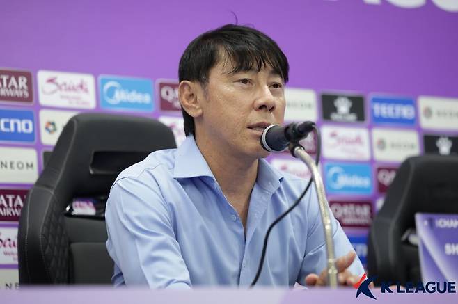 '선수 폭행 논란' 신태용 감독 깜짝 발언...