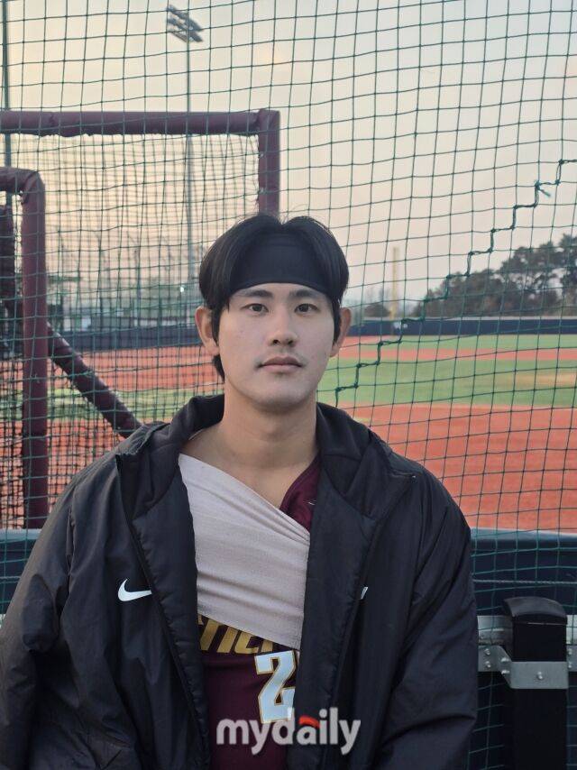 “9회에 던지고 싶다, 욕도 두배로 먹고 짜릿함도 두배…” 영웅군단의 진짜 영건으로 인정받은 영건, LG 김진성을 품고 마운드에 오른다