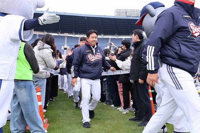 '레전드' 은퇴→코치→2군서 지휘봉→무려 13년만 귀환