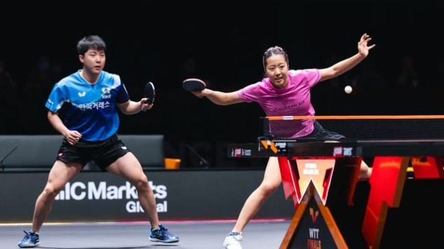 이긴 팀이 먼저 걱정했다… '노 세리머니' 신유빈에 중국 네티즌까지 고개 숙였다