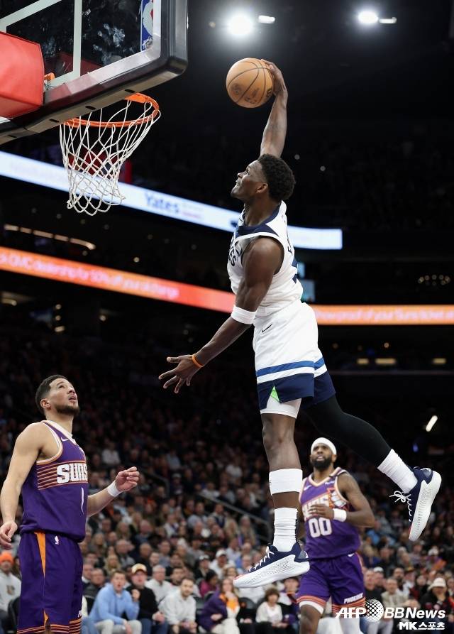 ‘미국 농구 망했다’ 175cm NBA 덩크왕 충격 주장, 부정할 수 없어…“당분간 미국인 MVP 없어, 커닝햄? 에드워즈? 웸비부터 넘어야”