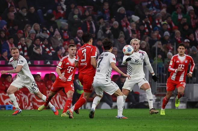 '이정도면 김민재 나가라는 아우성' 日 CB보다 낮은 평가...獨 '빌트' 또다시 혹평 평점 최하점 부여