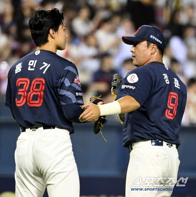 [공식발표]'소문이 사실이었다' 1476G 롯데맨, 끝내 우승 염원 못풀고 은퇴 선언