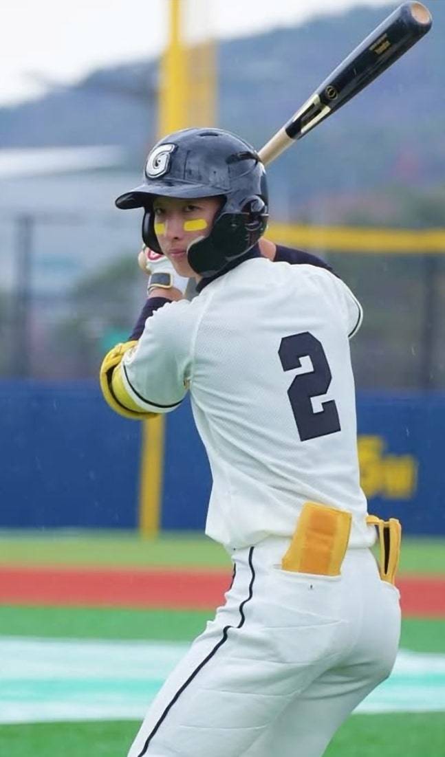 'KIA 이창진 이후 17년만' 개성고 강영은, 2학년이 이영민 타격상 받았다! 박찬호·이승엽·박준철 대표 감사패 수상 [야구소프트볼인의 밤 현장]