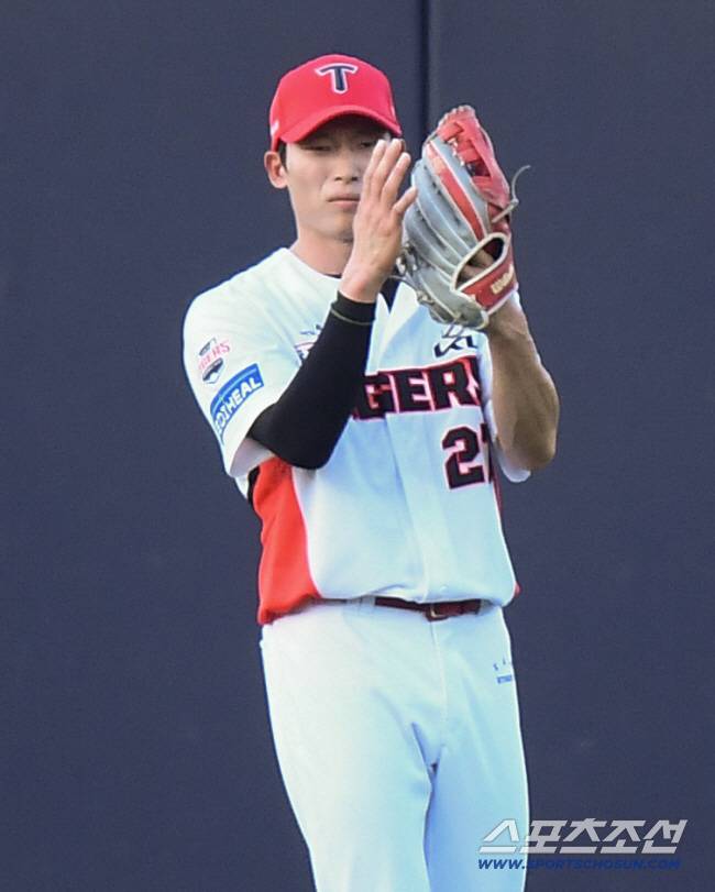 '또 폭풍 인상?' KIA, 공격적 FA 방어 나설까…첫 억대 연봉은 당연, 인상 폭 궁금하다