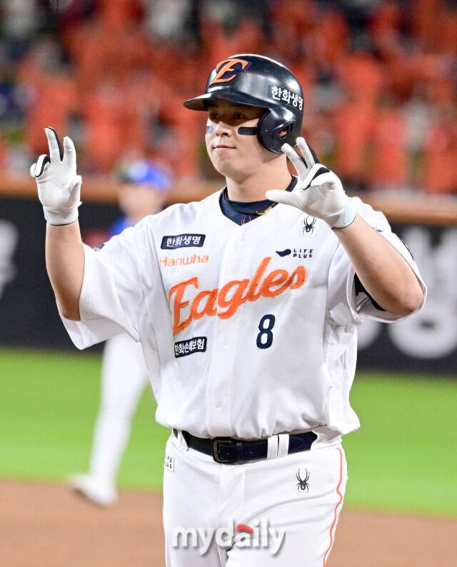 ‘충격’ 노시환 너무 매력적인데…100억원도 아니고 120억원 넘어 150억원? 류현진 170억원 ‘역대 NO.1’