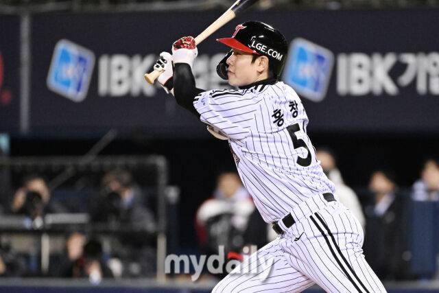 김현수+박해민보다 박동원+홍창기가 비싸다? LG는 절실하다…1년 뒤 가치 더 오를 수도 있으니까