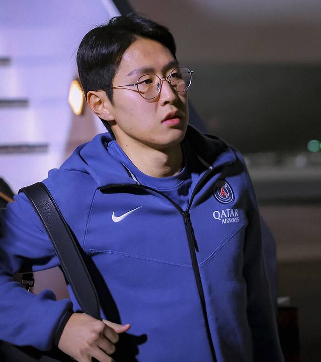 '아뿔싸' 벤치벤치벤치벤치벤치 이강인 앉힌 장본인 돌아왔다...PSG 골든보이 두에 부상 복귀 후 득점포 가동