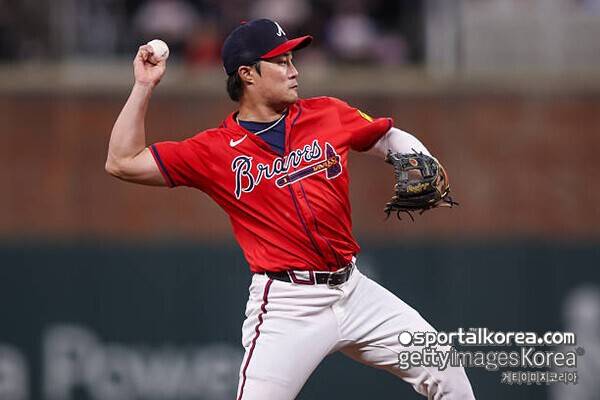 [오피셜] '최소 880억 기대했는데' 김하성, '1년 294억' 애틀랜타 잔류→FA 재수 선택