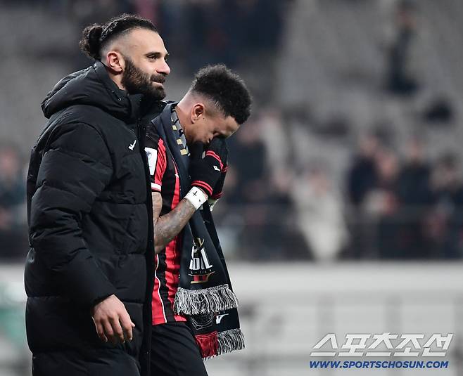 '잘 있어요 한국' 눈물 펑펑 린가드, 이럴려고 K리그 떠났어?...EPL 아닌 말레이사아행 루머