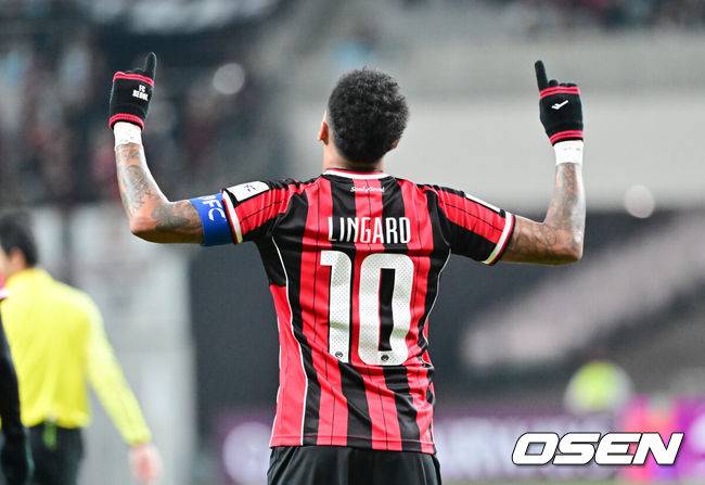 '폭풍 오열' 린가드, K리그 떠나 충격 말레이시아행?...