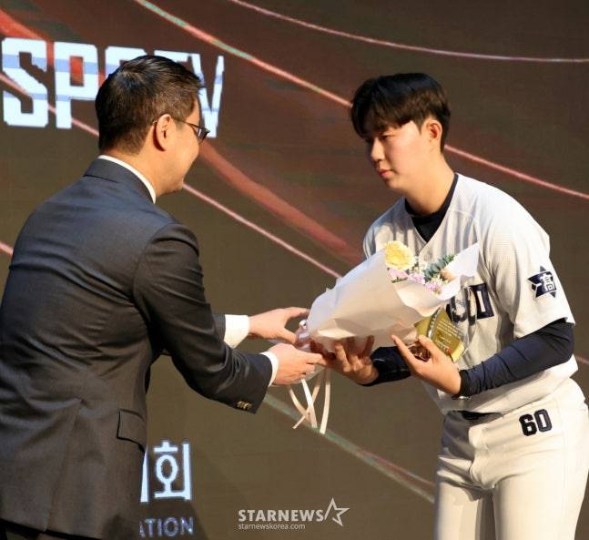 '최형우 10년 만의 복귀' 아쉬움 느낀 삼성 신인 있다