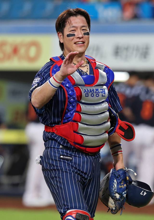 삼성 라이온즈와 강민호, FA 계약 소식 좀처럼 안 들려