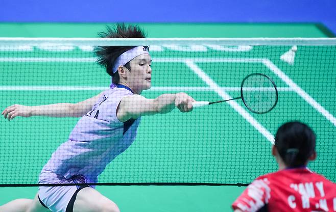 ‘이번에는 안세영을 이길 수 있을까’ 왕즈이, 한웨와 중중전서 35분 만에 2-0 압승, 파이널스 ‘굿스타트’