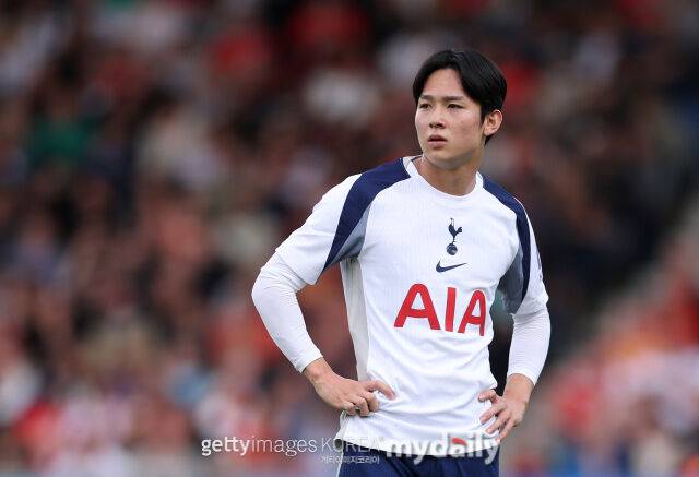 토트넘이 양민혁 방치했다, 포츠머스 임대 조기 복귀설…'임대 조건에 출전 보장' 주장