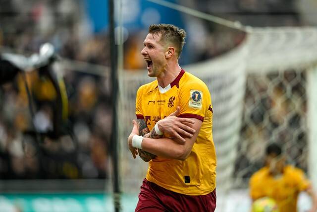 [오피셜] 서초구 인구도 안되는 '39만' 유로 8강국 출신의 기적... '아이슬란드 폭격기' 프리드욘슨, 광주와 1년 더 간다