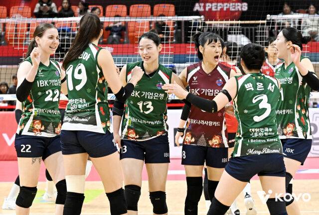 7연패 최하위→'4위'까지 올라섰다...