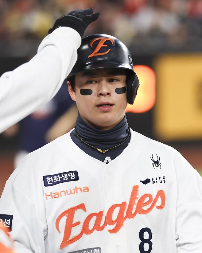 “샐러리캡 여유 없다” 한화, 노시환 다년계약 체결 위해 ‘래리 버드 룰’도 다각도 검토