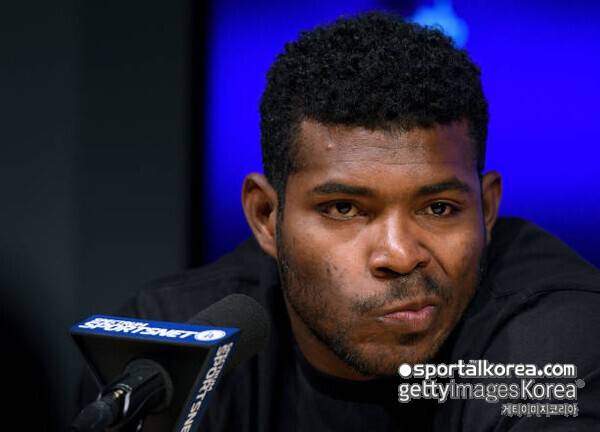 '대충격' 키움이 이런 외국인 선수를 데려왔다니...! 美 매체 선정 MLB 전설 커쇼와 함께했던 최고의 후보 외야수로 등장