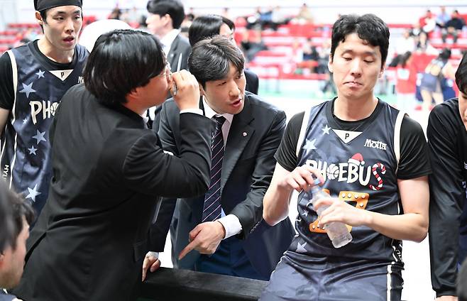 19점 차 리드 못 지키고 통한의 역전패…“벌릴 수 있을 때 도망가지 못해 아쉽다” [SD 울산 패장]