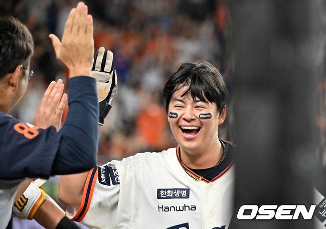 최연소 150억 주인공? 한화니까, 노시환이라서 가능한 것일까…가치 얼마나 치솟을까