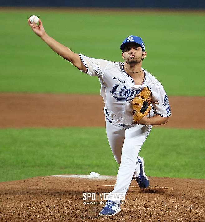 KBO 가을야구서 154km 역투하고도 재계약 불발…결국 마이너 계약 체결, ML 재도전 나선다