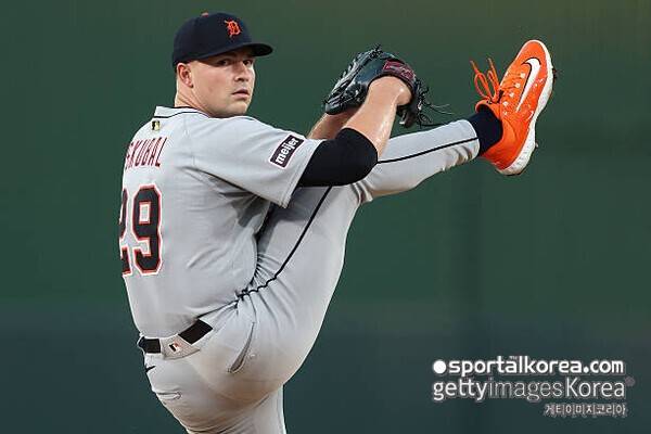 감독도 눈치 보는 지구 최강 1선발,