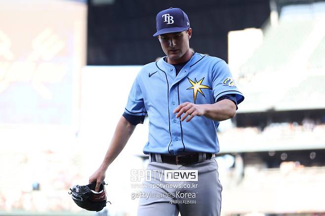 2년 쉬면서 106억 벌었는데, 또 53억 더 준다니… 사이영이냐 먹튀냐, 운명의 기로다