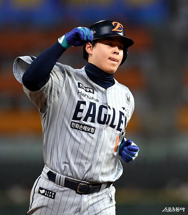 한화 노시환, 직접 입 열었다…“다년계약 거절? 구단과 협상 잘 진행되고 있다” [일문일답]