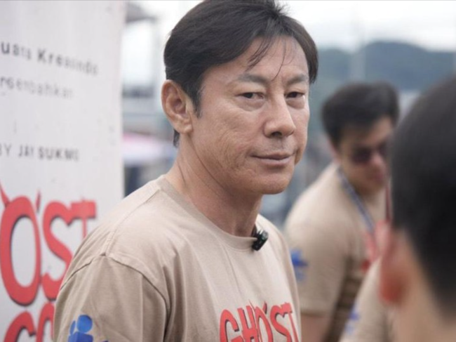 ‘선수 폭행 논란’ 신태용 감독, 인도네시아 재난 지원 화제…“신태용은 수마트라 재난에 연대했다”