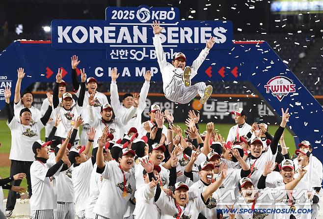 '폰와'의 선물. 18년만이야. 한화 3월29일 대전서 홈개막전 치른다. KBO 2026 정규리그 일정 발표