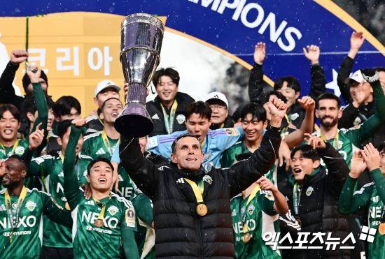 '전북 우승' 포옛 감독 깜짝 발언!…