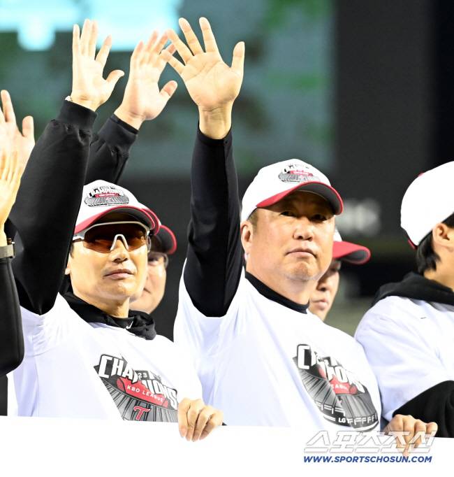 LG는 고우석과 2026 우승 생각했는데... 고우석이 안온다. 2연패는 불가능인가